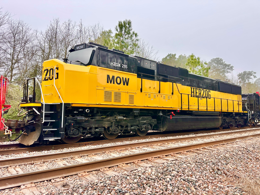 Ex-UP SD70M Now HZGX